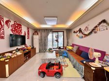 盛天小世界3房2厅89万