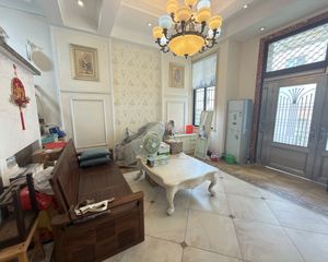 栎斜新村4室2厅2卫南朝向260.0万元/套出售
