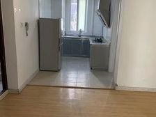 急售新盛花园两房中等装修,实施齐全靠京华城和美第