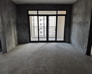 梁祝天逸湾一期4室2厅2卫南朝向250.0万元/套出售