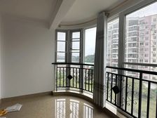 龙湾华府3房2厅精装88万