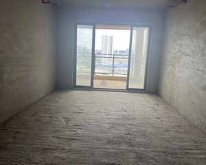 天健城 3房2厅82万