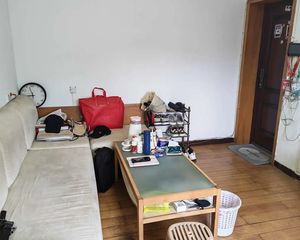 白云二村2室1厅1卫南朝向58.0万元/套出售