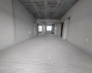 和美春天 4房2厅130万