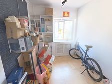 滨河小区大两居室出售,价格好谈