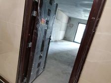荣顾书香门第3房2厅毛坯 155万