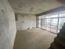 翠竹小区 4房2厅218万