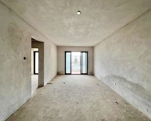 裕丰英伦 3房2厅150万