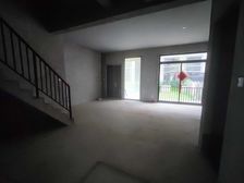 联发臻境带私家前后花园