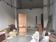阳光城丽景湾在汽车出入口边