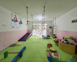 广西中路交通建设总公司大平层
