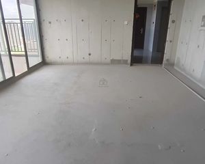 南宁绿地朗峯 4房2厅2卫