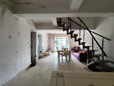未来小区3房2厅130.82m252万