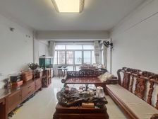 中房埌东小区 3房2厅155万