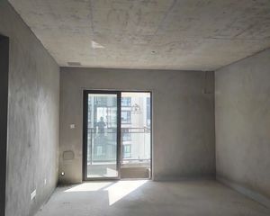 南宁北投荷院 4房2厅112万