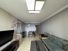 万科城南区3房2厅118万