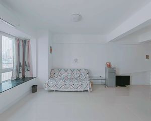 汇春广场 1房70万