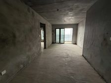 长岛溪山3房2厅80万