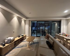 雅戈尔新湖景花苑3室2厅2卫南朝向350.0万元/套出售