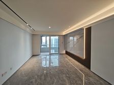 望品美寓4室2厅2卫南朝向426.0万元/套出售