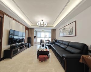 南宁彰泰红 4房2厅250万