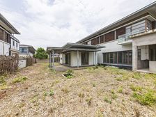 新出 特价湖畔春秋 独栋别墅 毛坯 超大院子 随时看房