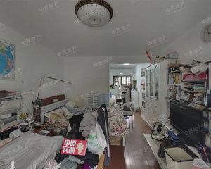 南北通两房,一梯两户,高得房率,满五年,性价比高。