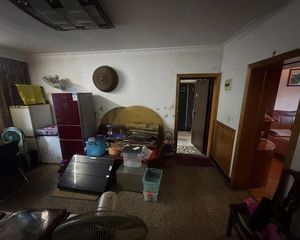 长乐新村三期2室2厅1卫南朝向128.0万元/套出售