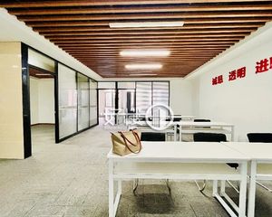 红旗河沟嘉州协信中心 精装急售 现房随时看