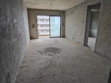 悦桂绿地新世界 3房2厅32万