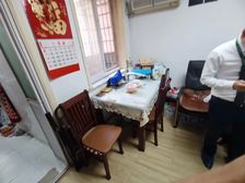 香樟苑1室1厅1卫1阳台南北1/6层