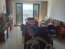 时代茗城 5房2厅135万