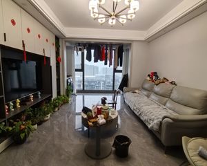 中国铁建青秀澜湾3室2厅2卫南朝向340.0万元/套出售