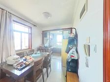 一梯两户 南北通透 双南全明正气两房 周边配套齐全 业主诚售