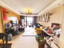双天桃家楼下 荣和公园悦府 朝南三室 全景儿童公园 摩天轮
