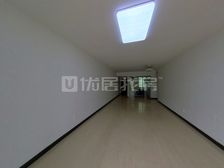 钦北区 百利华庭二期装修小三房 步梯中层 朝南 看房方便