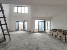 蔡家轻轨站顶跃实得300+平 六房109万