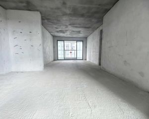 恒力城 4房2厅75万