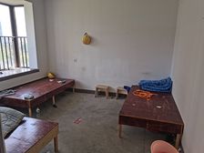 中国铁建青秀澜湾4室2厅2卫南朝向360.0万元/套出售