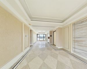 一品滨江湾西区4室2厅2卫南朝向435.0万元/套出售