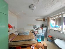 小户型,低楼层,书包在