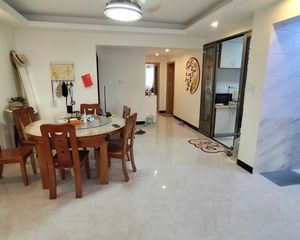 广西区侨办金洲路住宅小区户型方正,采光很好