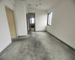 李渡湾1室1厅1卫南朝向108.0万元/套出售