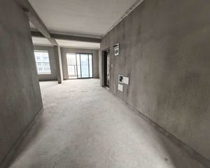九龙家苑3室1厅2卫南北朝向90.0万元/套出售