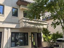 纯别墅小区 联排东边套 花园150平 客厅挑高 带电梯井