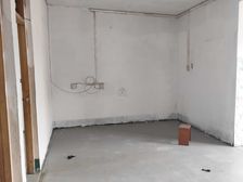 四建二分公司宿舍2房1厅中装35万