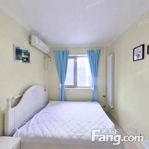 阜成门南大街精装两居 高层东向 月租7600元