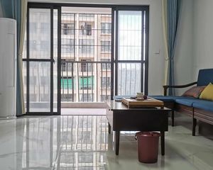 凯业花园一区 3房2厅132万