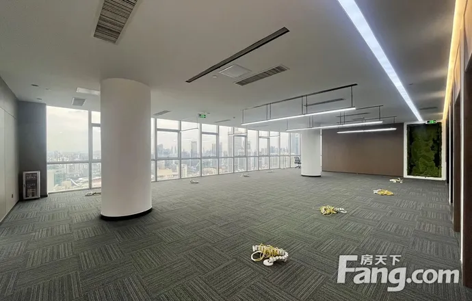 圣丰广场 557方 豪华装修 高层靓景 视野开阔无遮挡