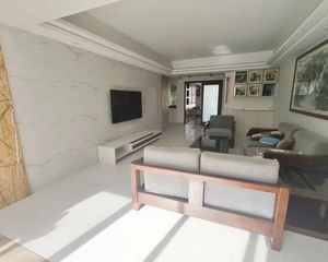 嘉顿小镇西区 130平3居 南北向中装修 着急出售